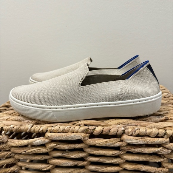Rothy's Cream The Original Slip On Flat Casual Shoe 6 - Picture 4 of 9